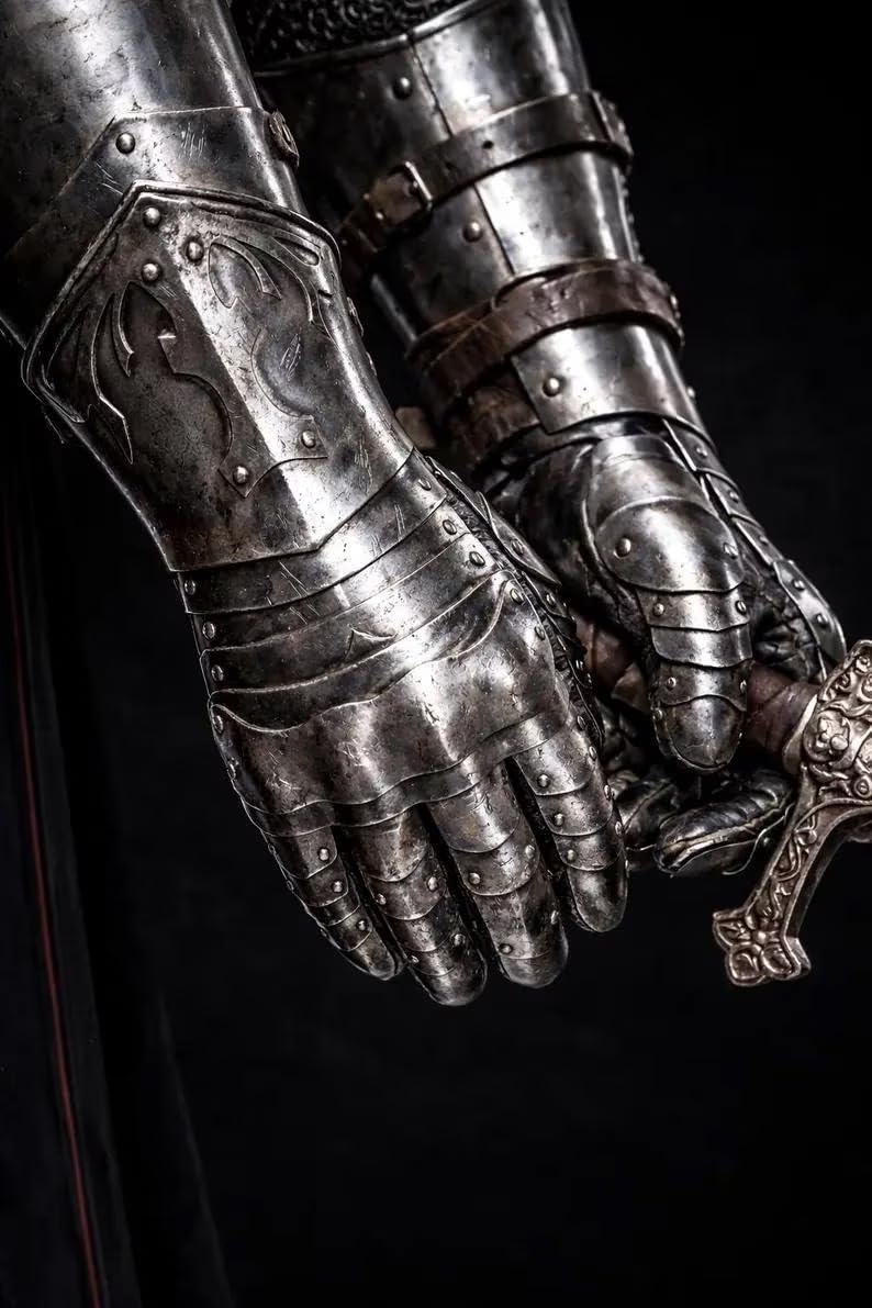 18-Gauge Steel Full Body Armor Suit Wearable Barbuta Knight Templar Armour Costume for Halloween Gothic Crusader for LARP, Cosplay, and Reancement.